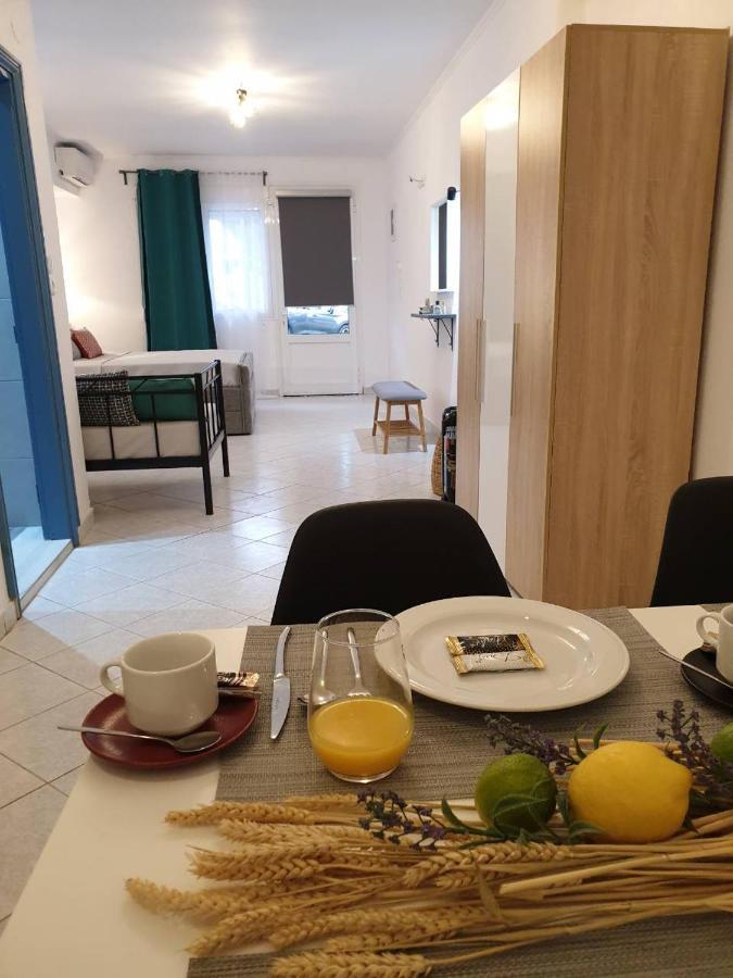 V-Suites Потос Екстер'єр фото