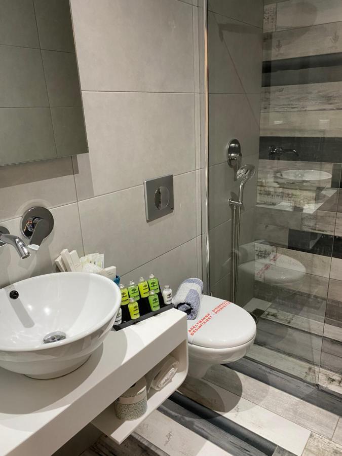 V-Suites Потос Екстер'єр фото